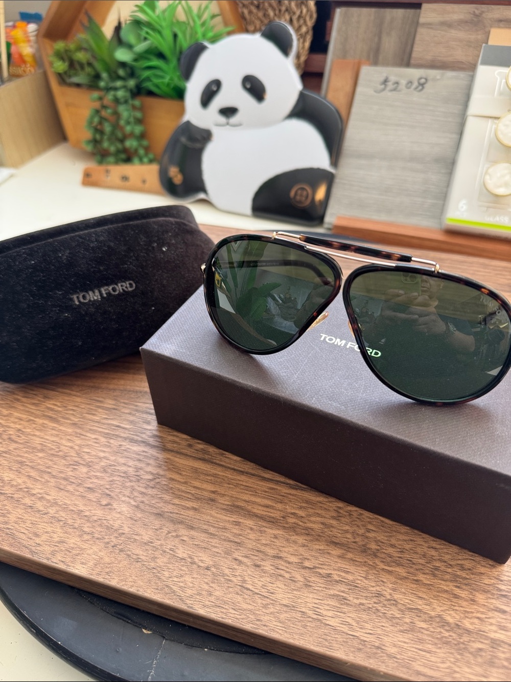 Tom Ford Aviator Sunglasses in Black Tortoiseshell and Dark Green